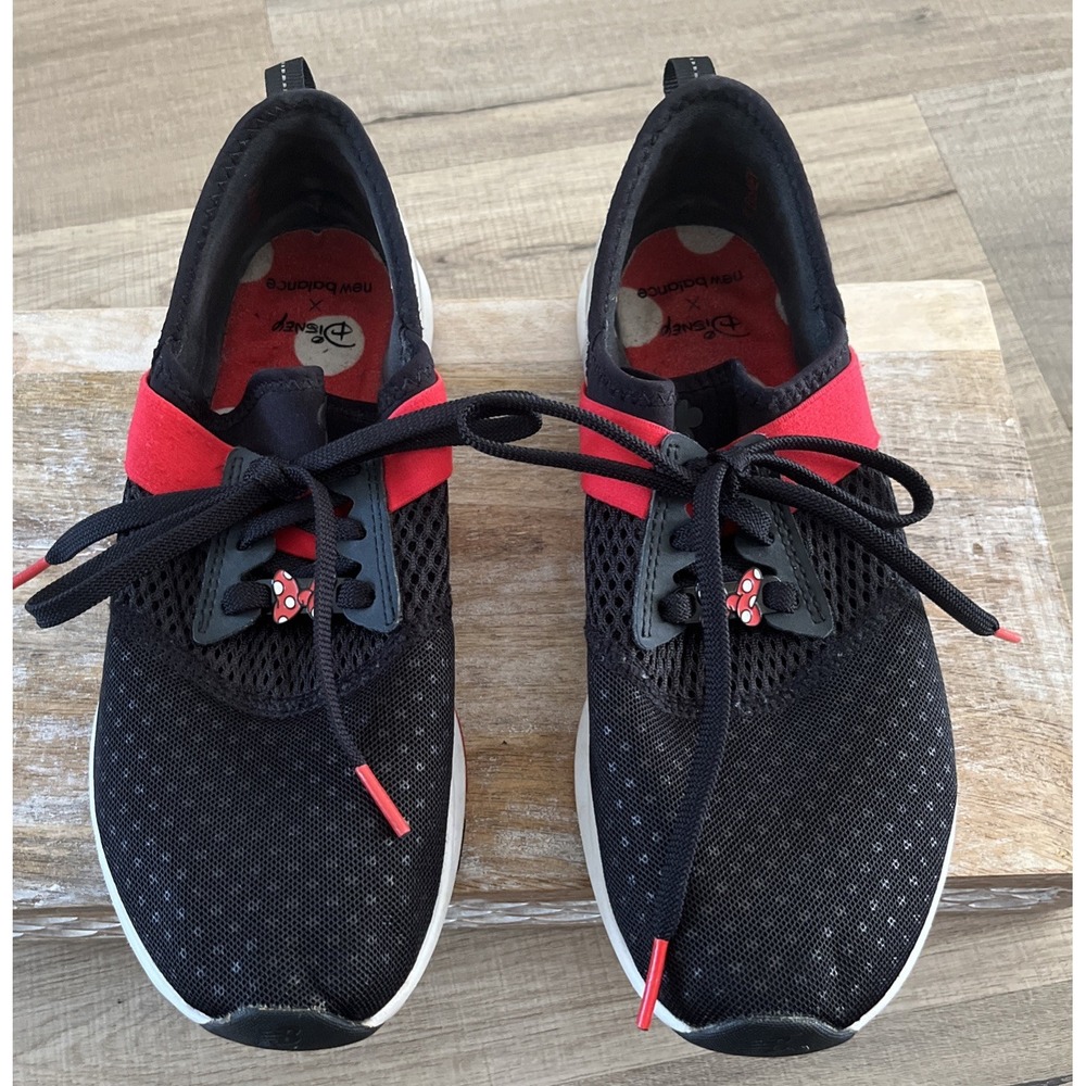 New Balance X Disney Fuel Core Rare Minnie Mouse Running Shoe Size 7 Women’s